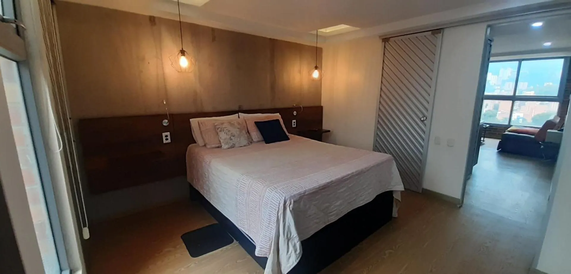 Modern, Stylish, Awesome Locacion, Gorgeous Views Apartment Medellin